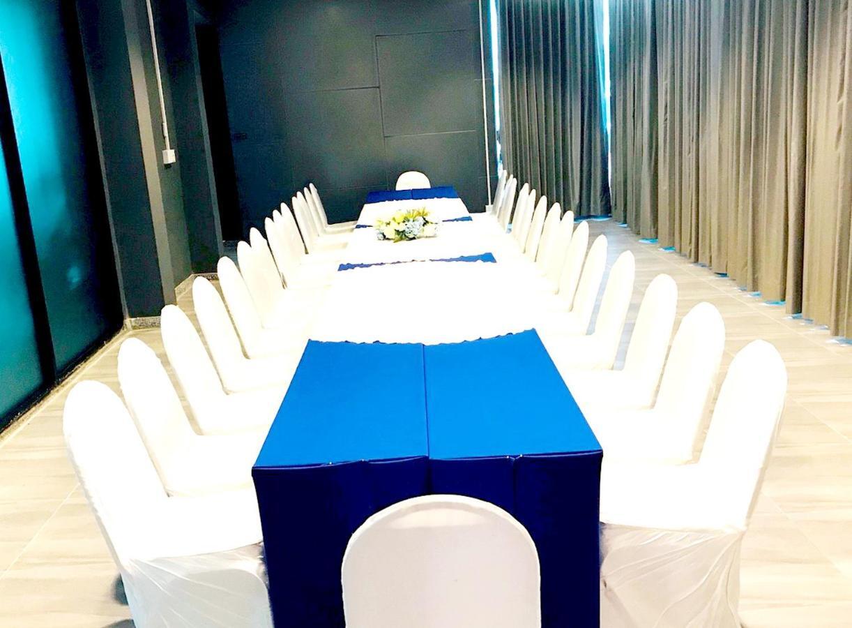 Mantra Varee Hotel Khon Kaen Exterior photo